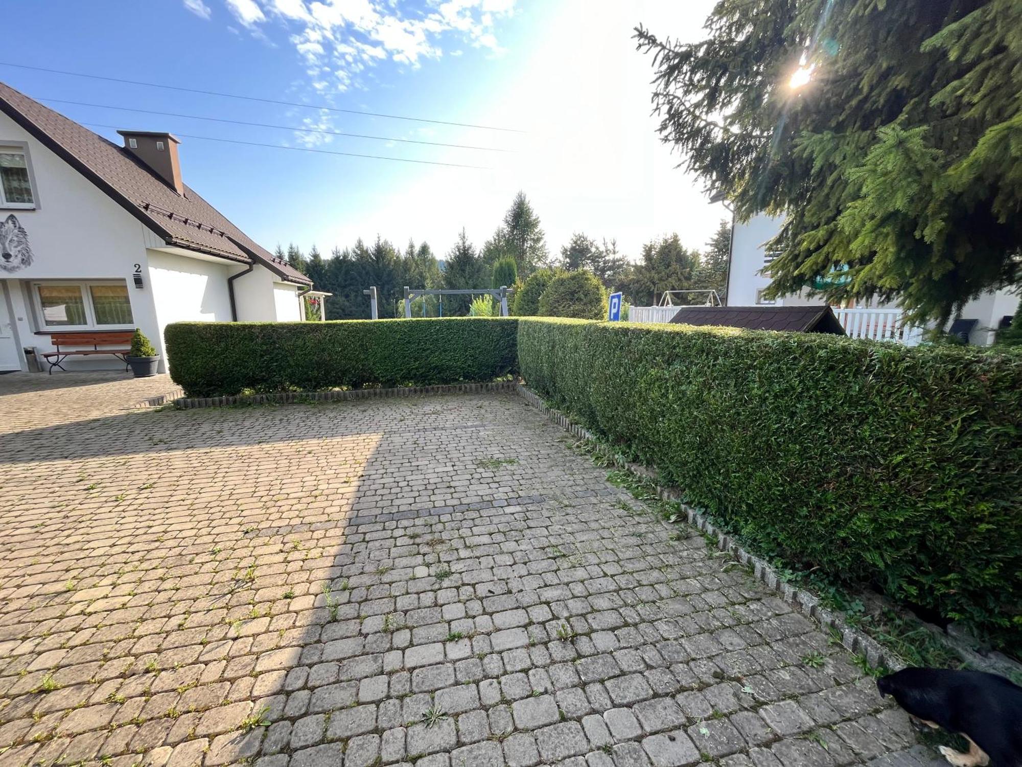 Domki Nad Stawem Uherce Uherce Mineralne  Exterior foto