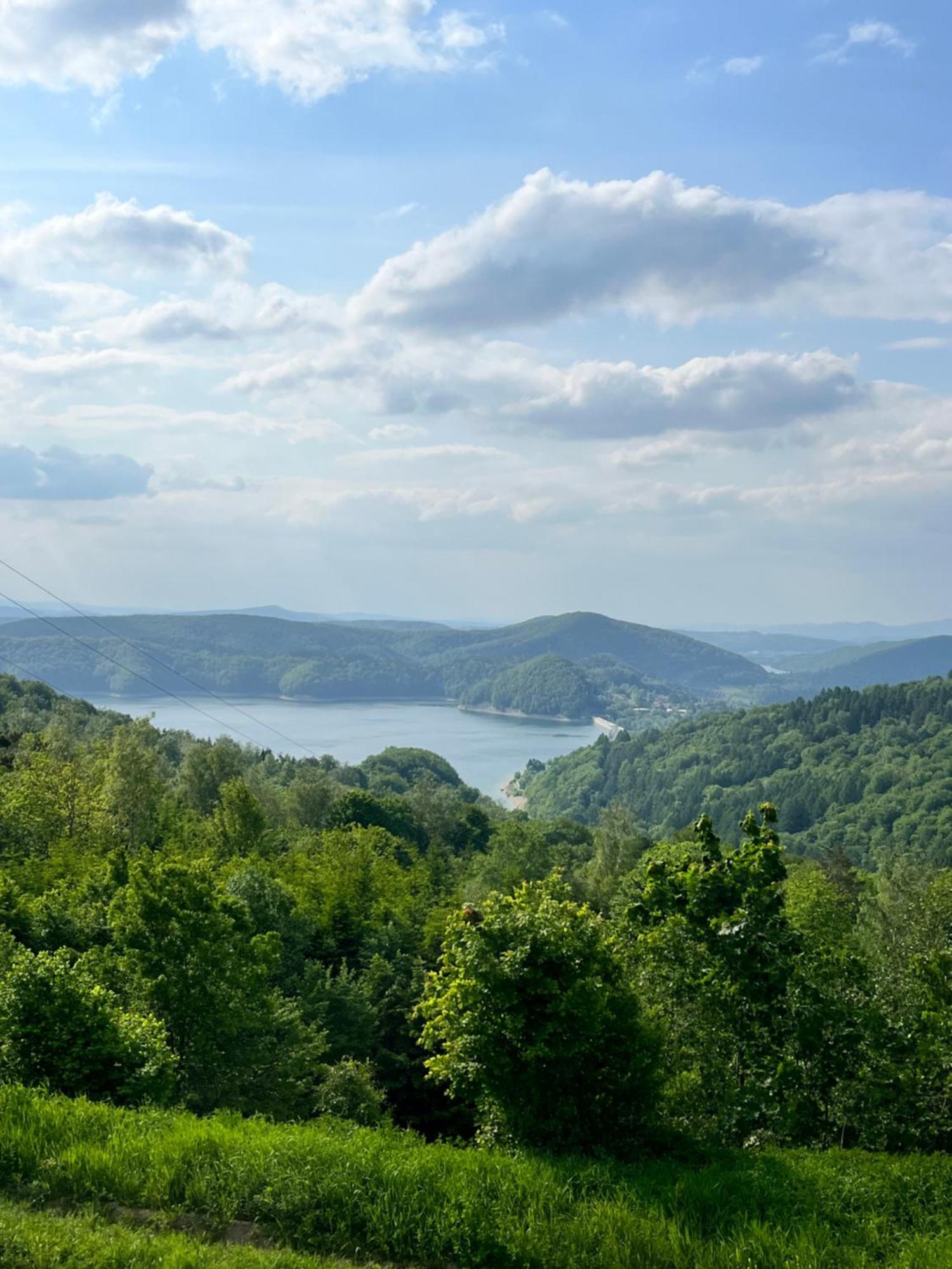 Domki Nad Stawem Uherce Uherce Mineralne  Exterior foto